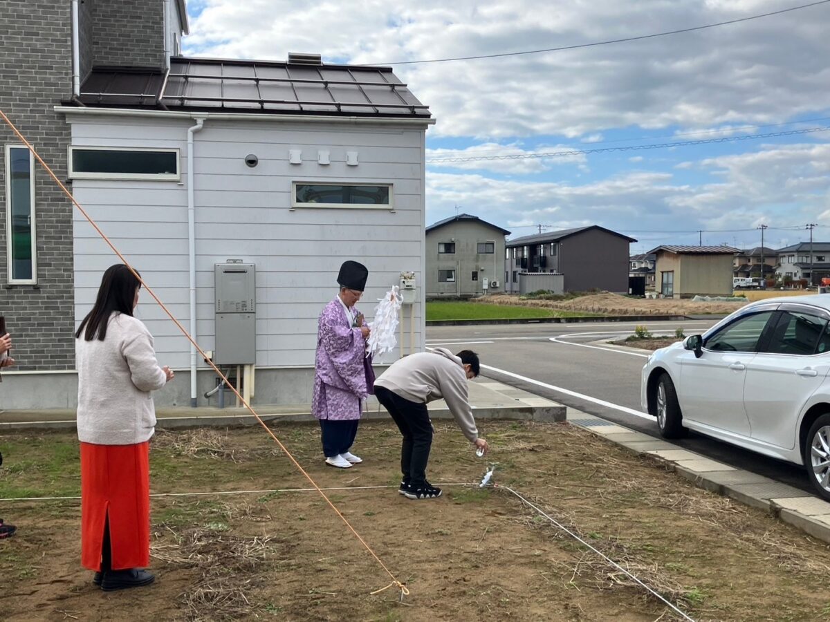 燕市地鎮祭